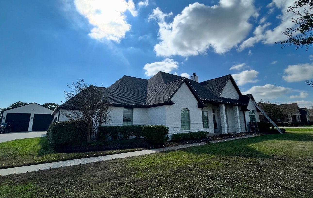 Clean roofline install — Porter